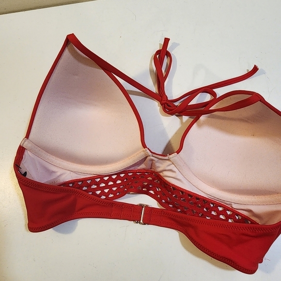 SHADE & SHORE Red Halter Bikini Top Size 36B - Picture 6 of 11